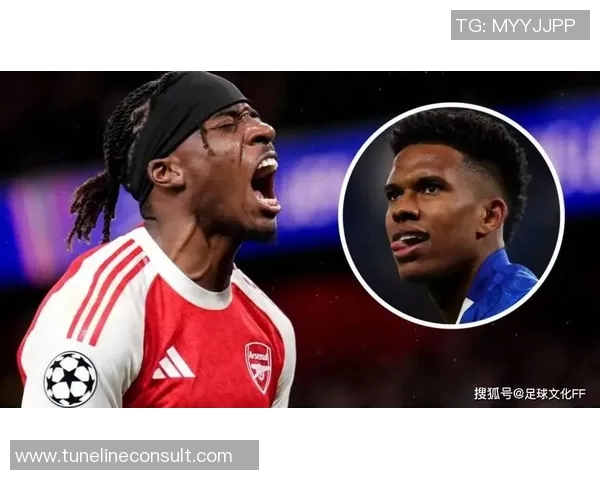 足球场上最疯狂球星的极限挑战与不可思议瞬间回顾